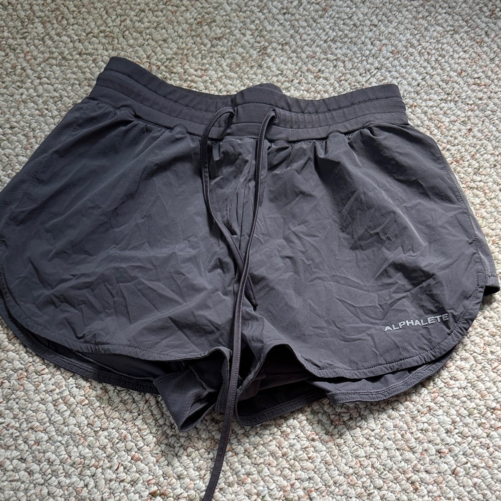 Alphalete Women's Charcoal Gray Athletic Shorts Size Small